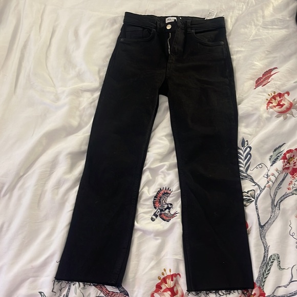 Zara women’s high waisted straight pants - Picture 2 of 4